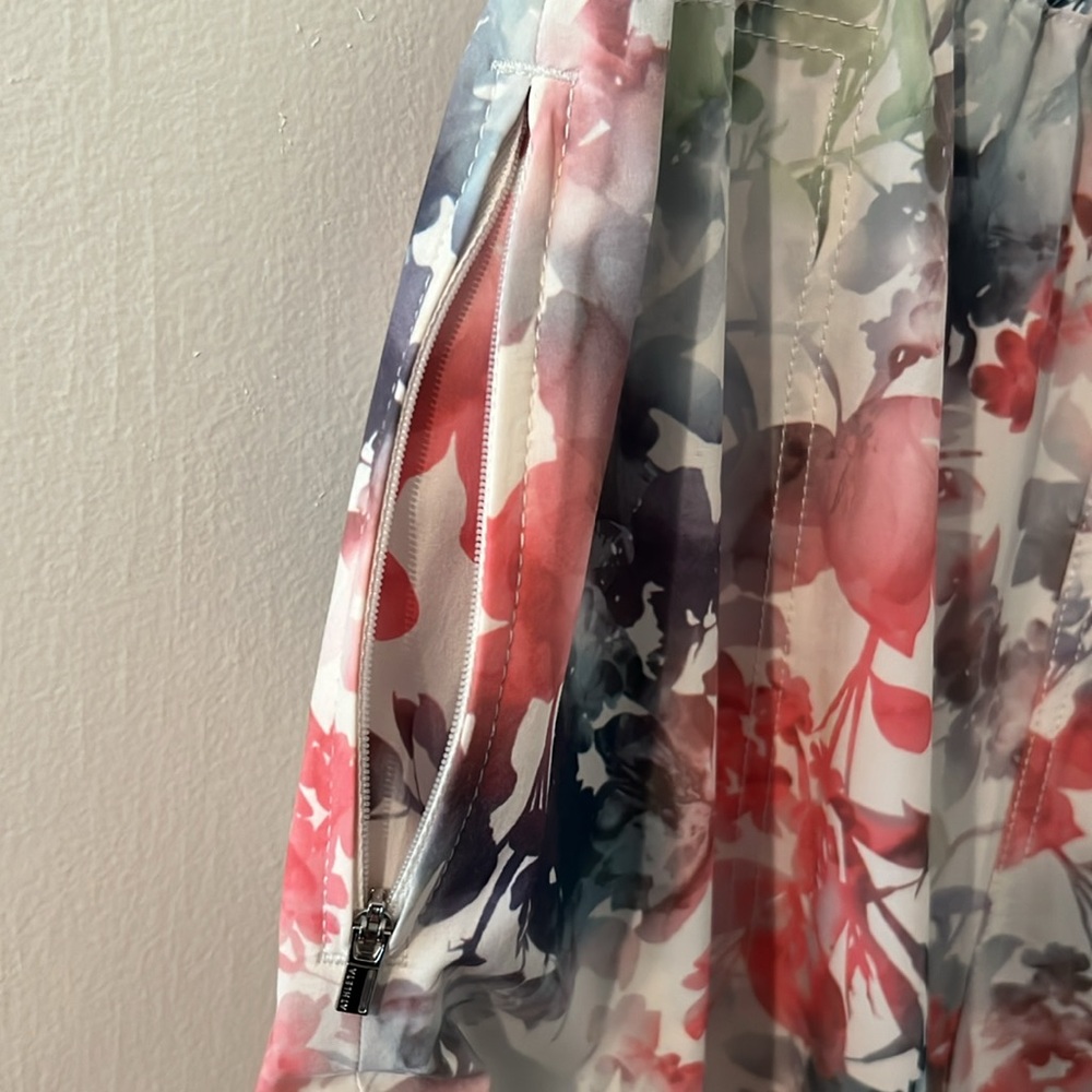 Athleta Savannah skirt, lumen floral cream, size small - Picture 5 of 9